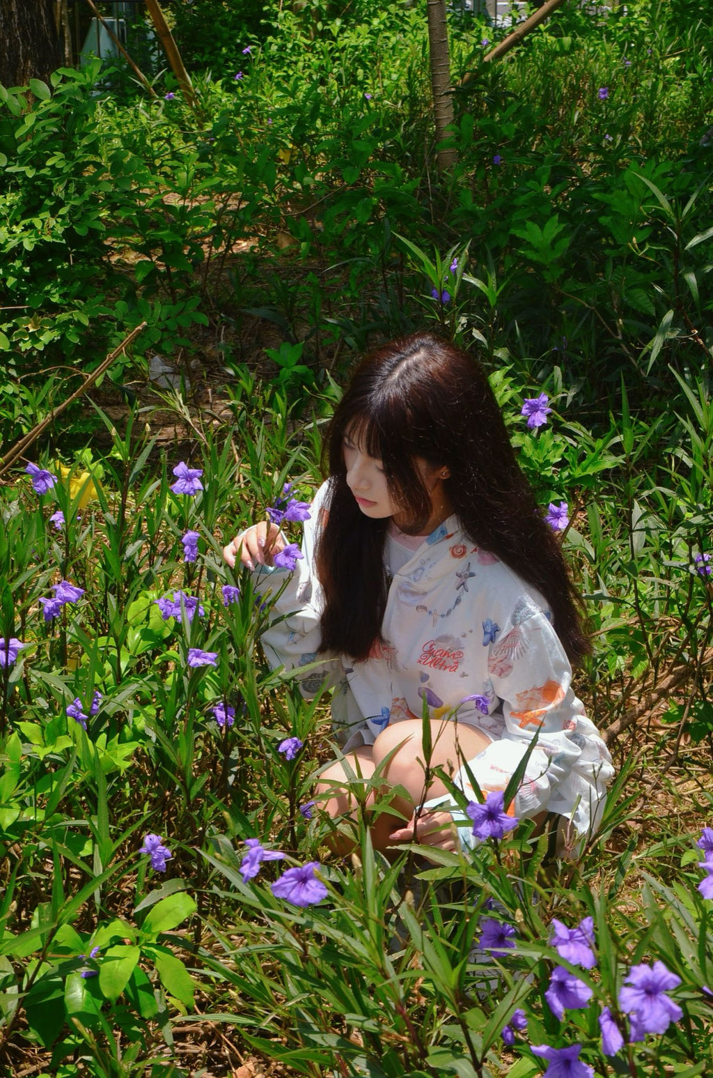 Ocean and Floral Motif Full Zip Hoodie